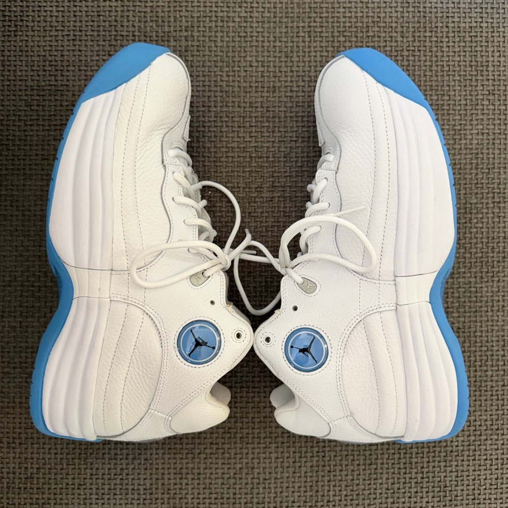Nike Jordan Jumpman Team 1 University Blue White 9 Sneaker FV3928-101 Mid Top - Picture 4 of 7